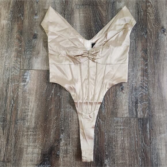 Retrofete Rozik Bodysuit in Nude Off the Shoulders Size XS NWT Satin Silk - Picture 3 of 12